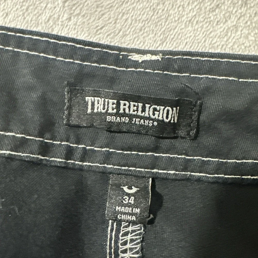 TRUE RELIGION Cargo Pant Sz 34 Horseshoe Outline Graphic Letter Jet Black White